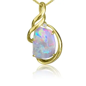 18kt Yellow Gold Opal pendant