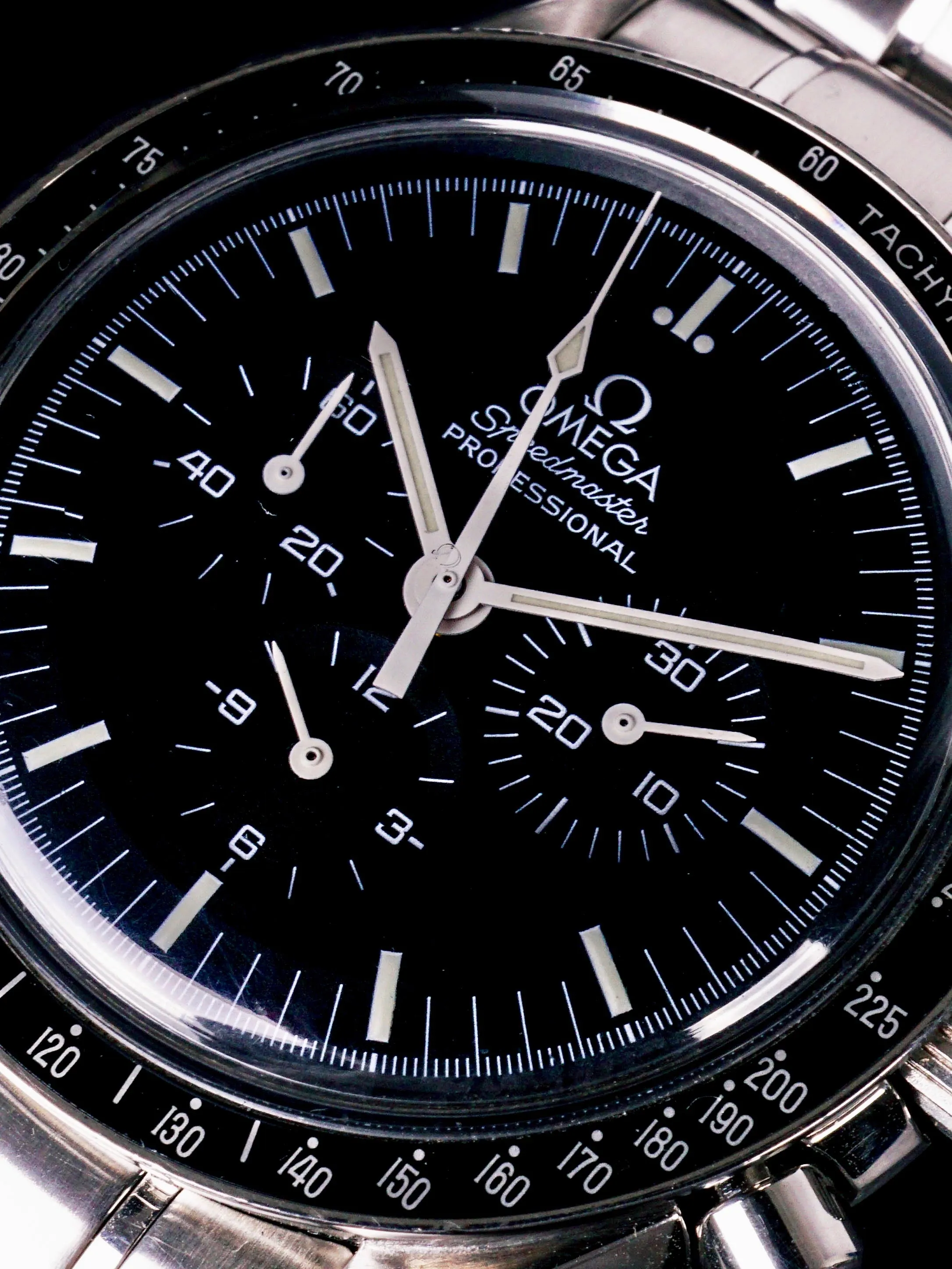 1999 OMEGA Speedmaster Professional (Ref. 3572.50) "Sapphire Case Back"