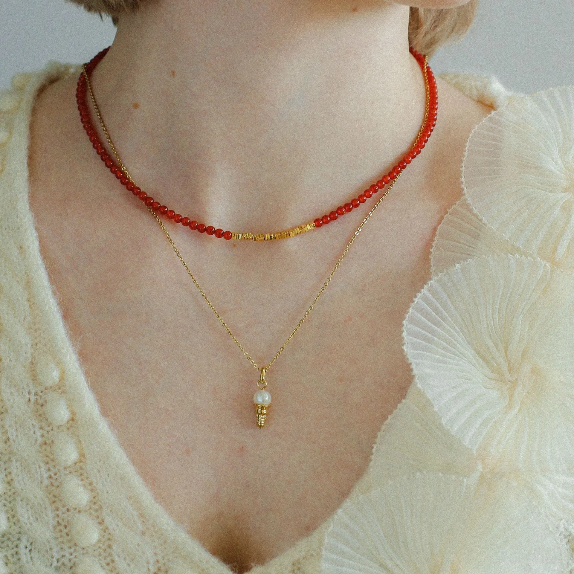 Broken Gold Red  Agate Beaded Necklace