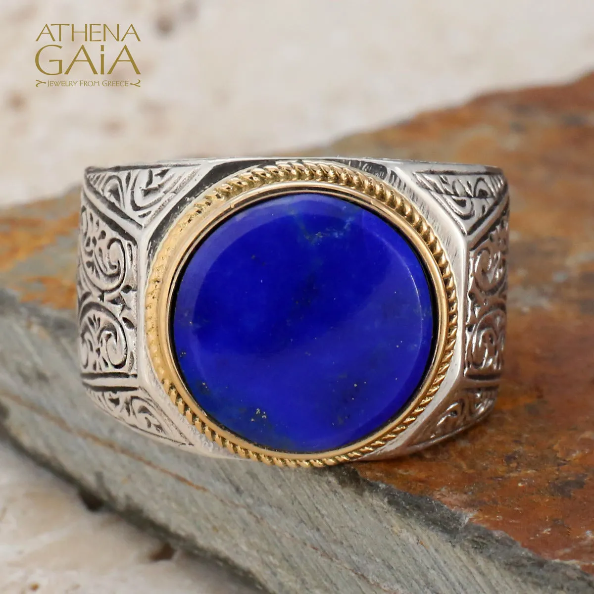 Cabochon Circle Club Ring