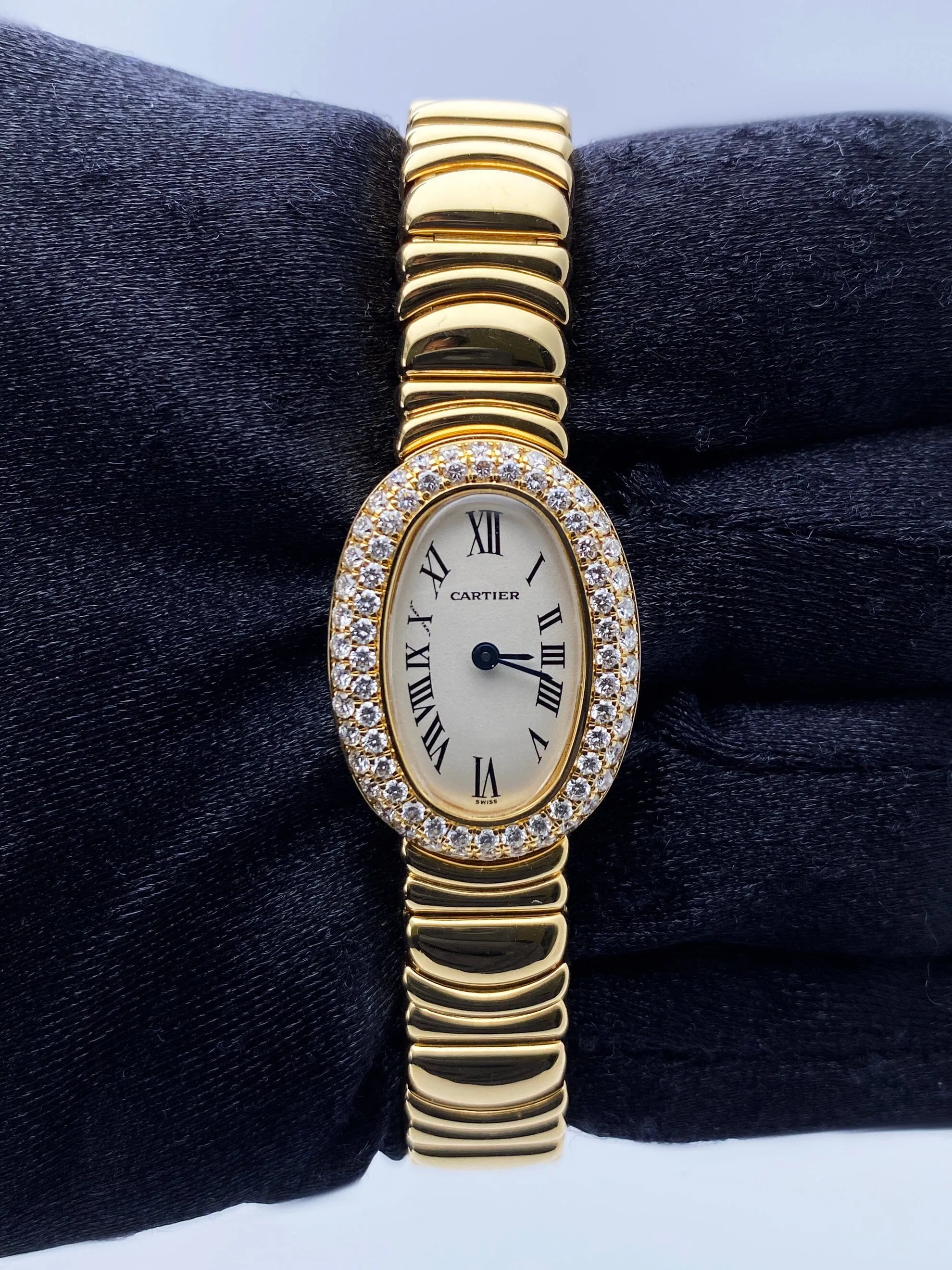 Cartier Baignoire WB5094D8 Diamond 18K Yellow Gold Ladies Watch