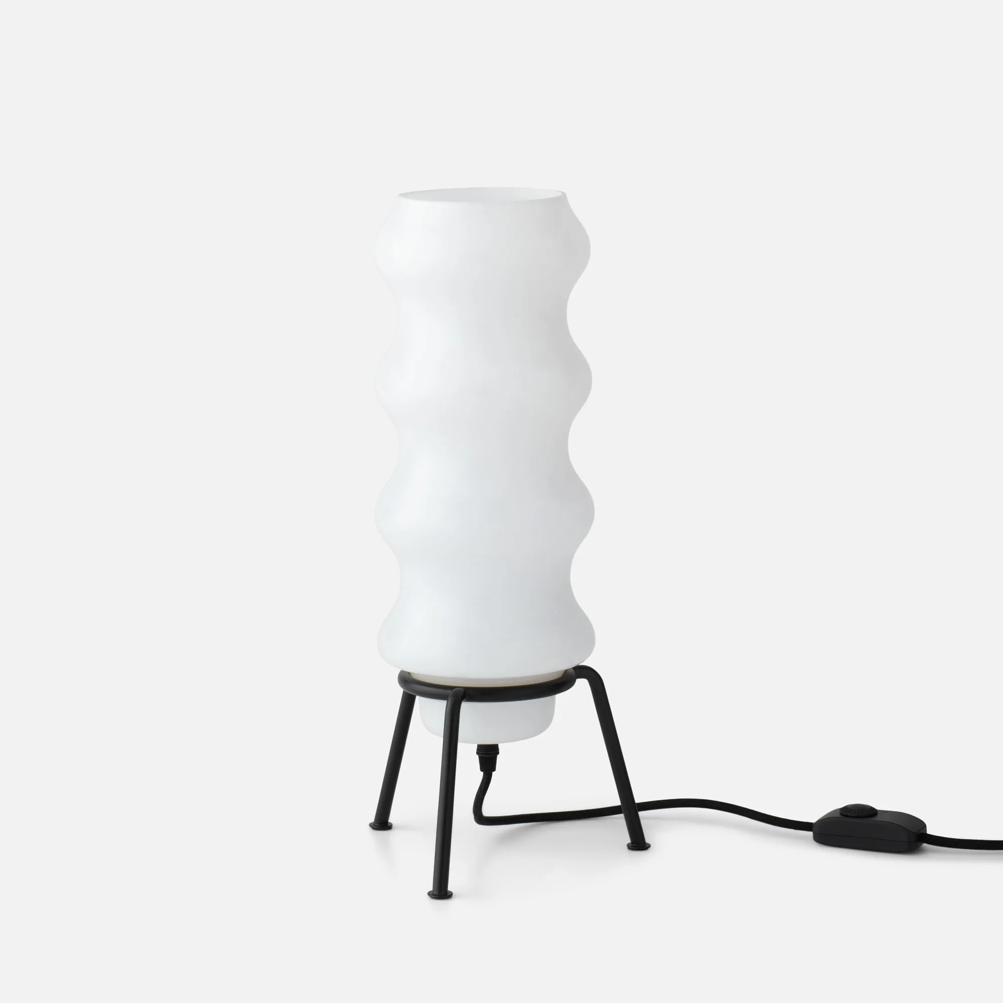 Edwin Table Lamp