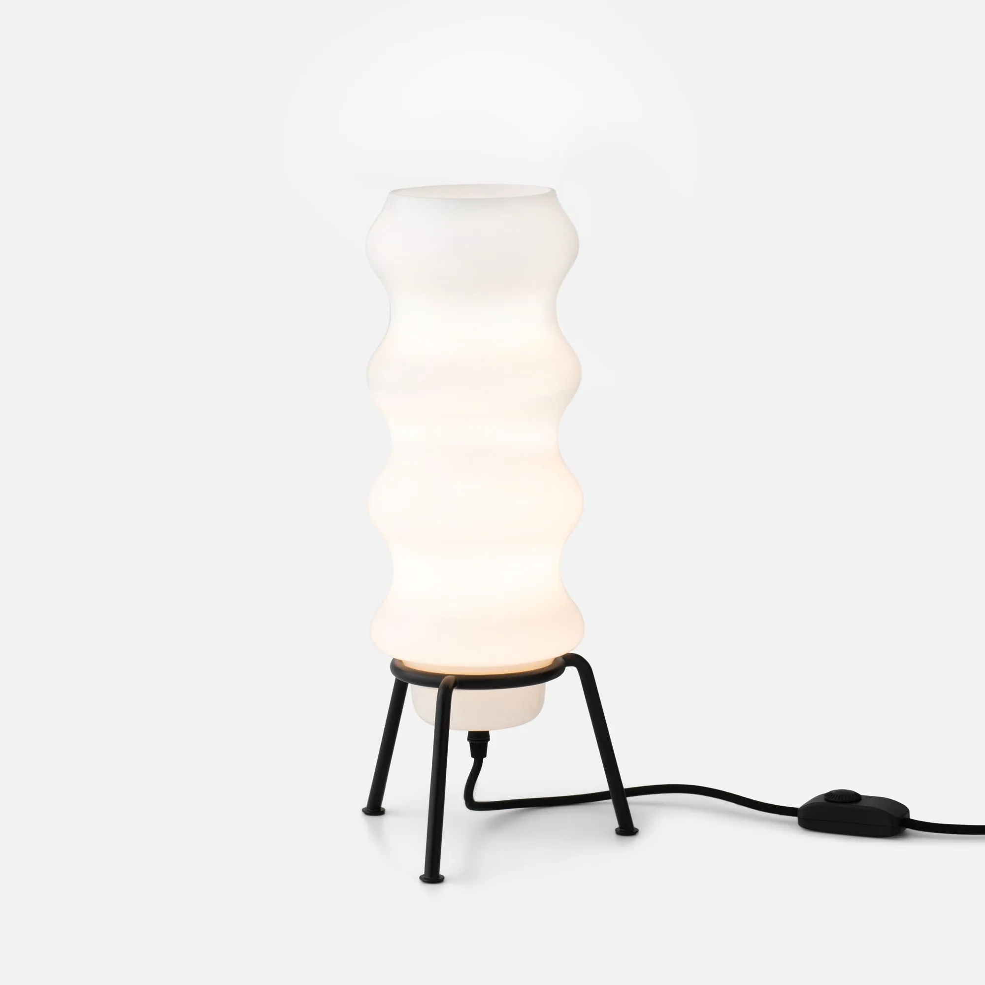 Edwin Table Lamp