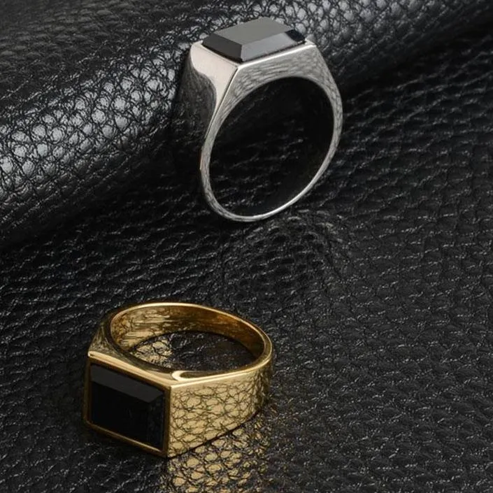 Lucas Signet Ring