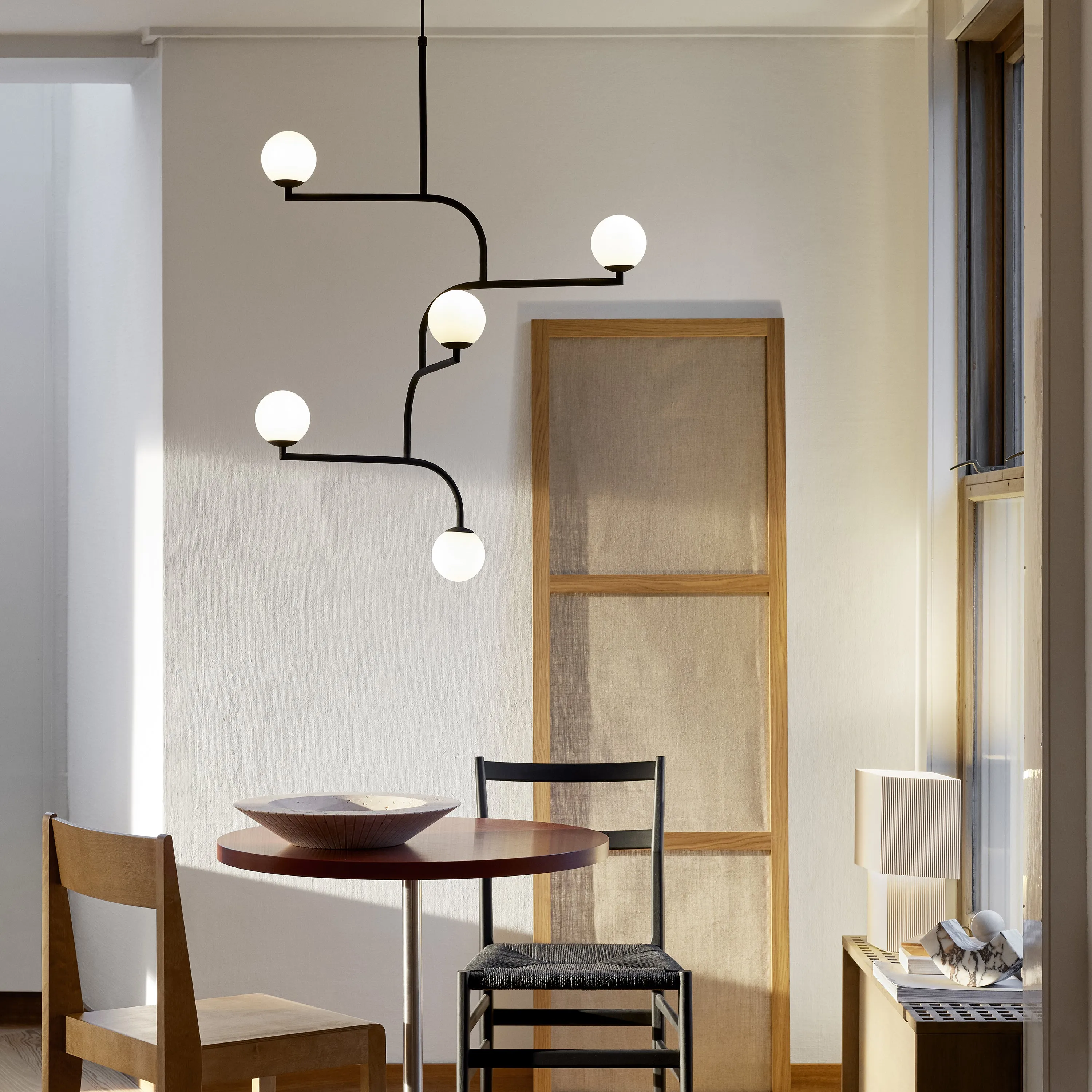 Mobil Pendant Light