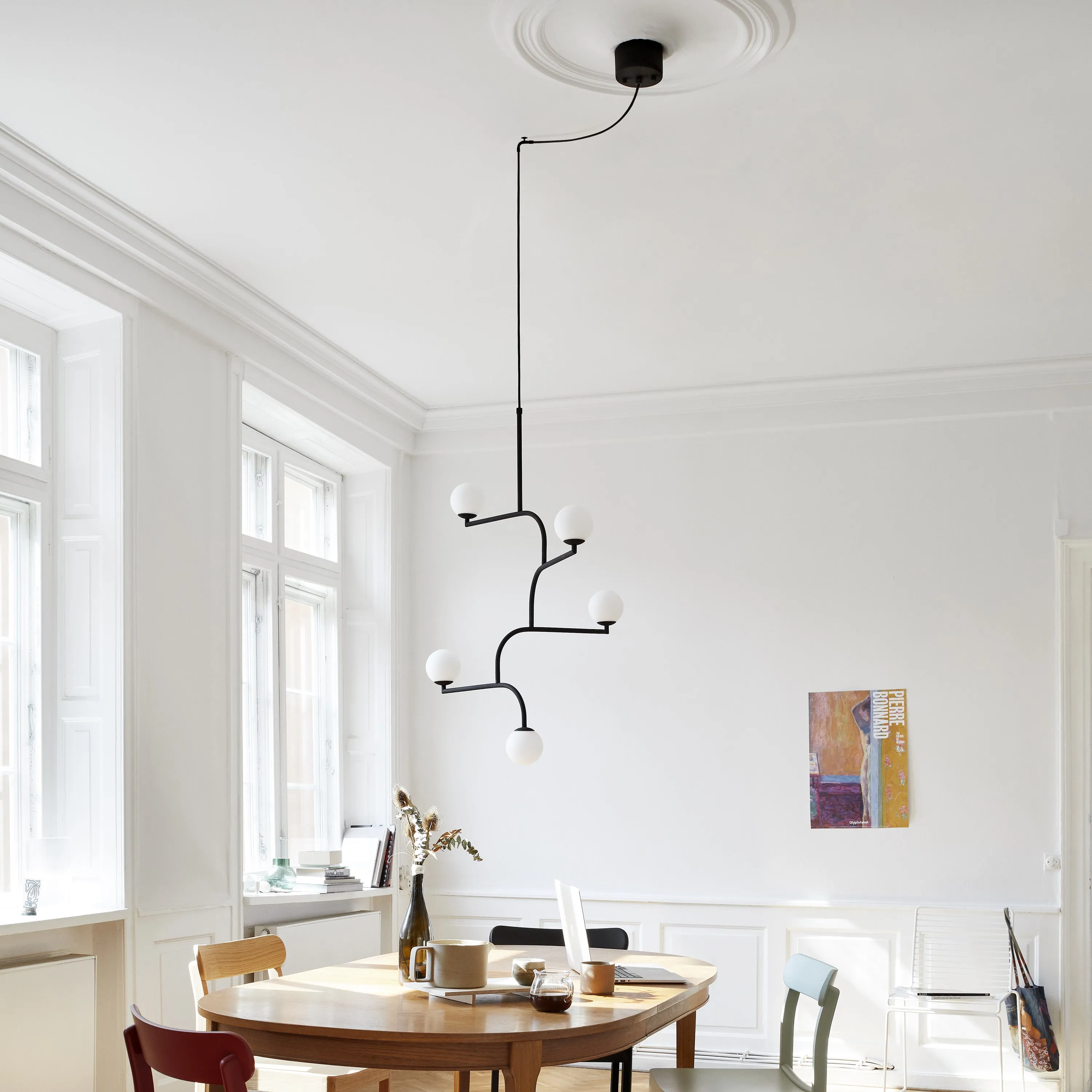 Mobil Pendant Light