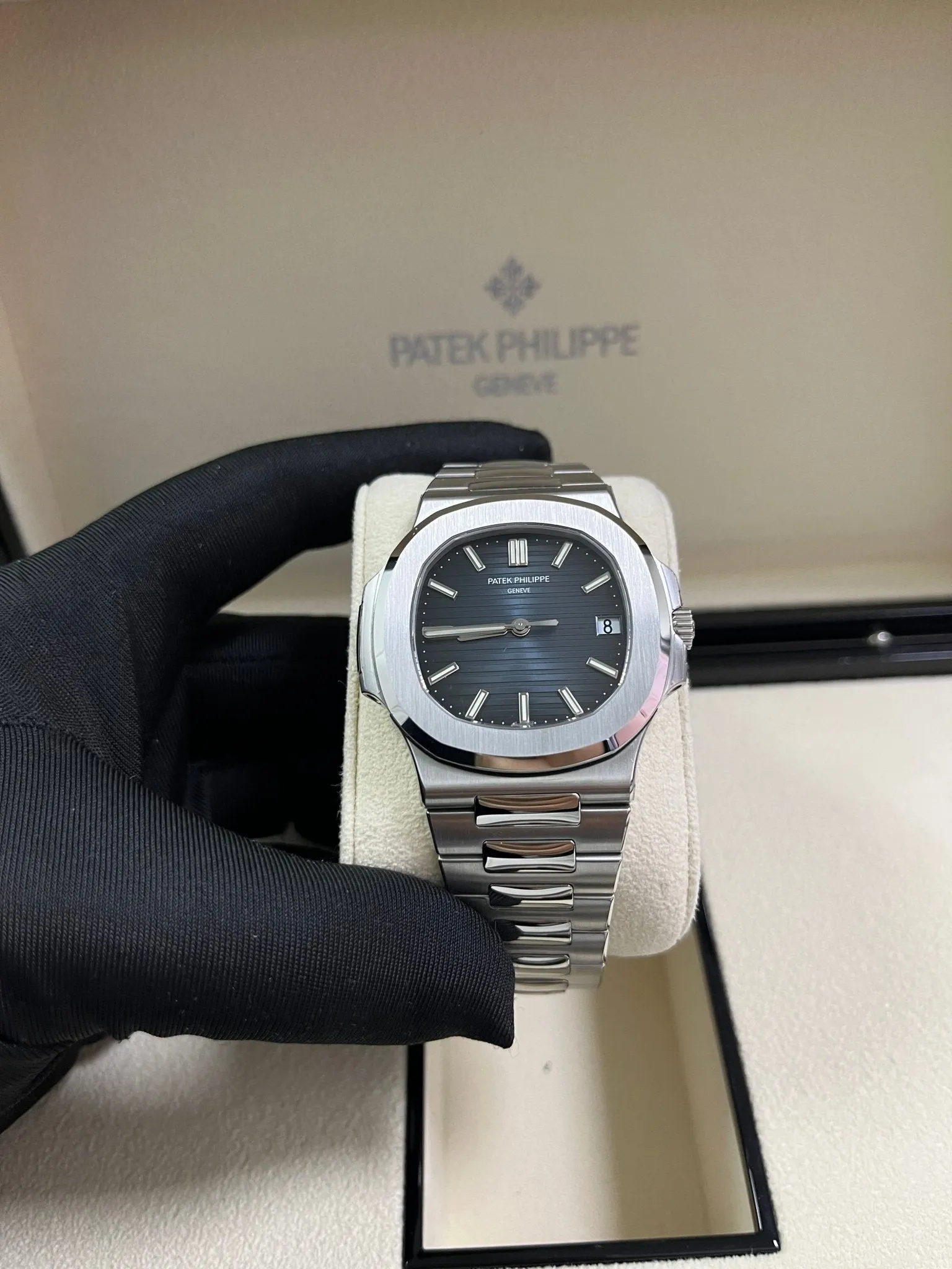 Patek Philippe Nautilus Stainless Steel/ Black-Blue Dial (Ref#5711/1A-010)