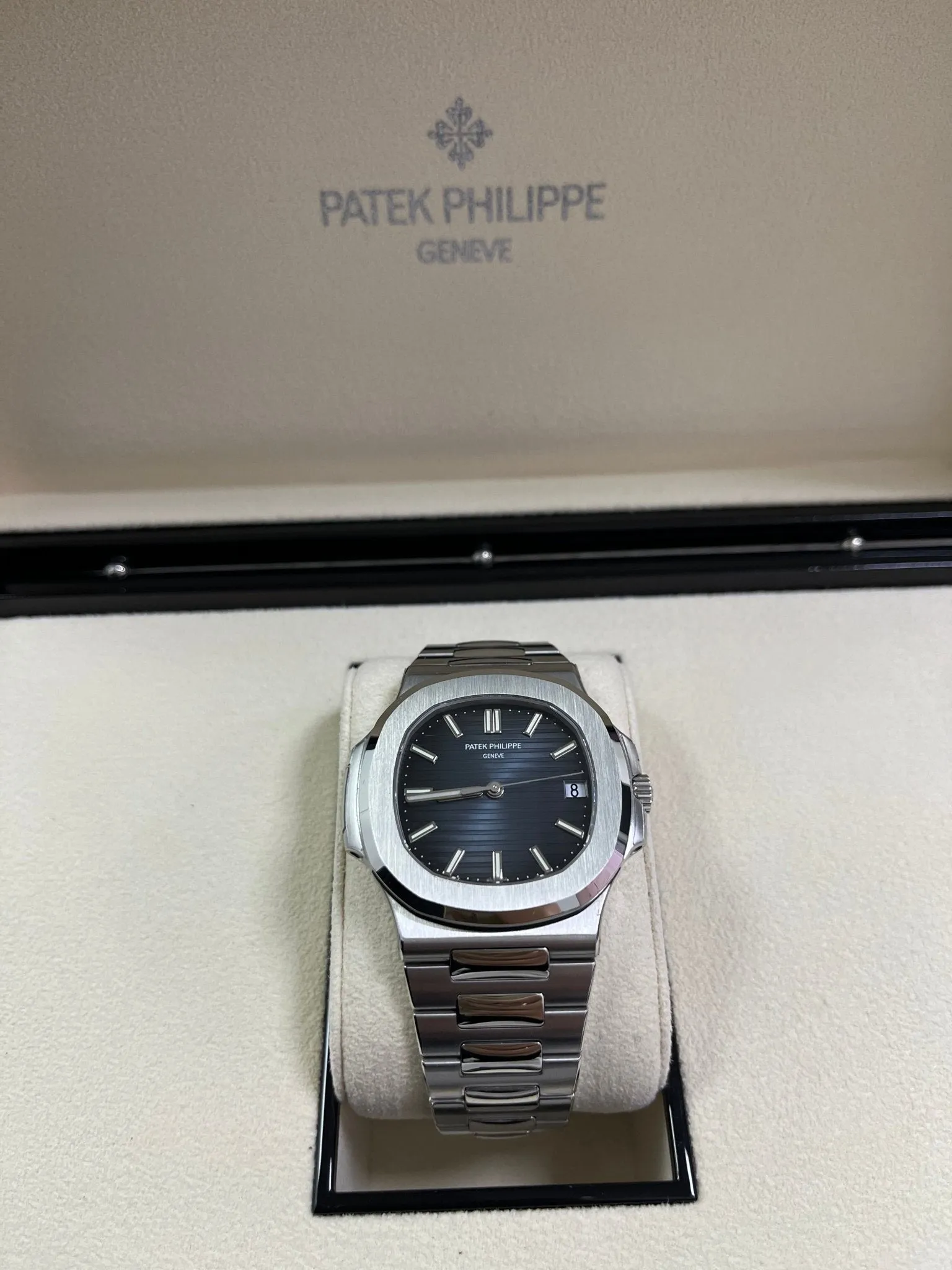 Patek Philippe Nautilus Stainless Steel/ Black-Blue Dial (Ref#5711/1A-010)