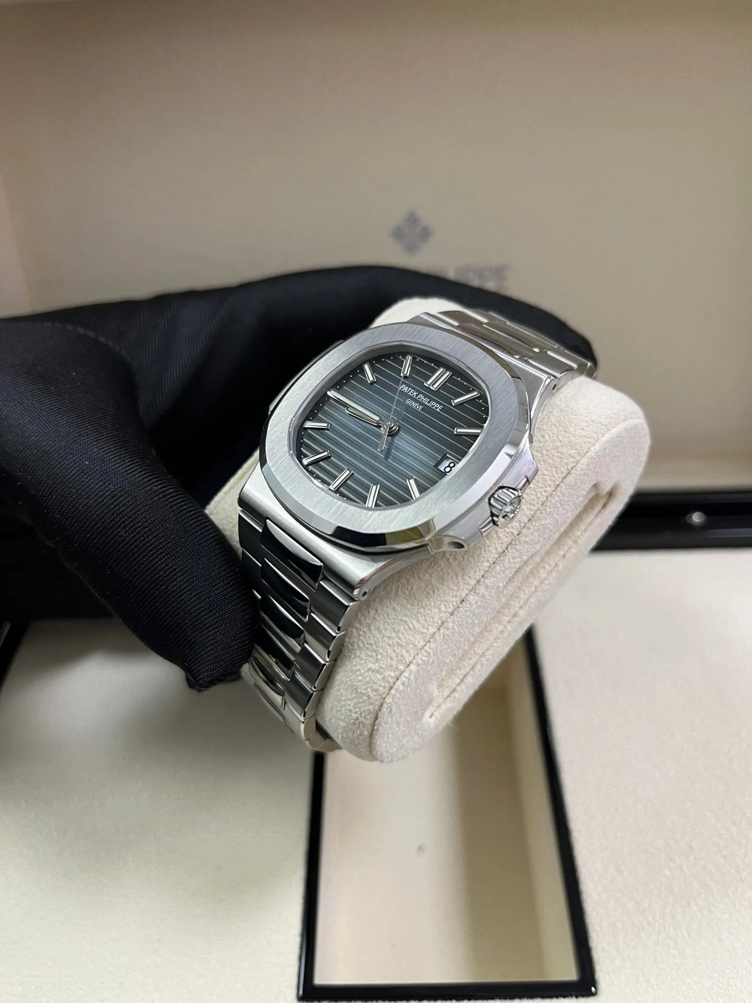 Patek Philippe Nautilus Stainless Steel/ Black-Blue Dial (Ref#5711/1A-010)