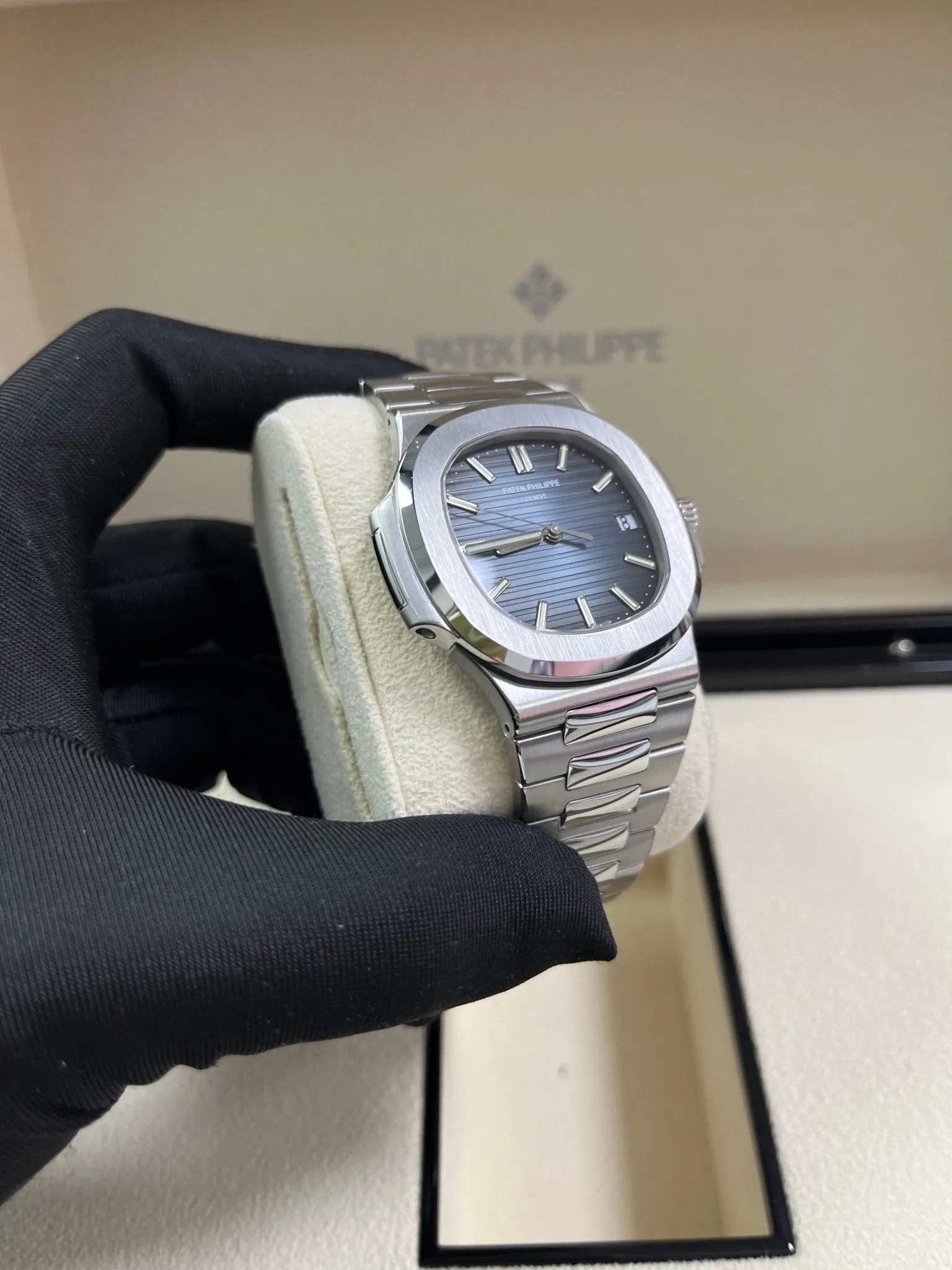 Patek Philippe Nautilus Stainless Steel/ Black-Blue Dial (Ref#5711/1A-010)