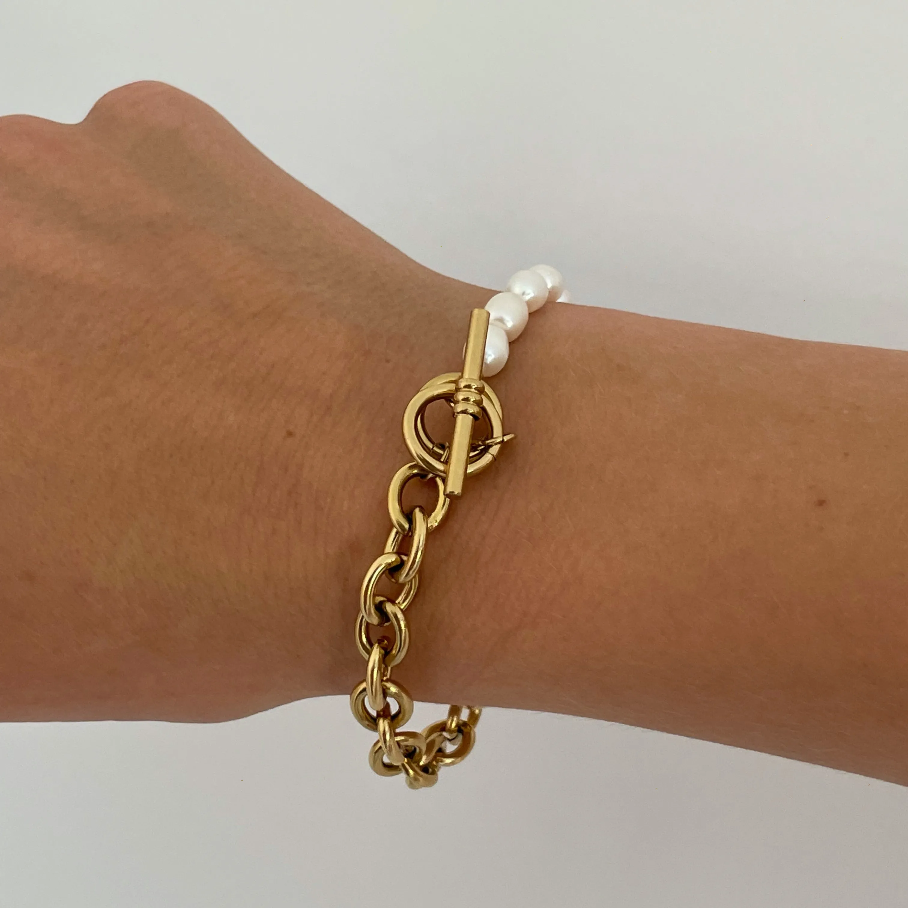 Pearl Chain Bracelet