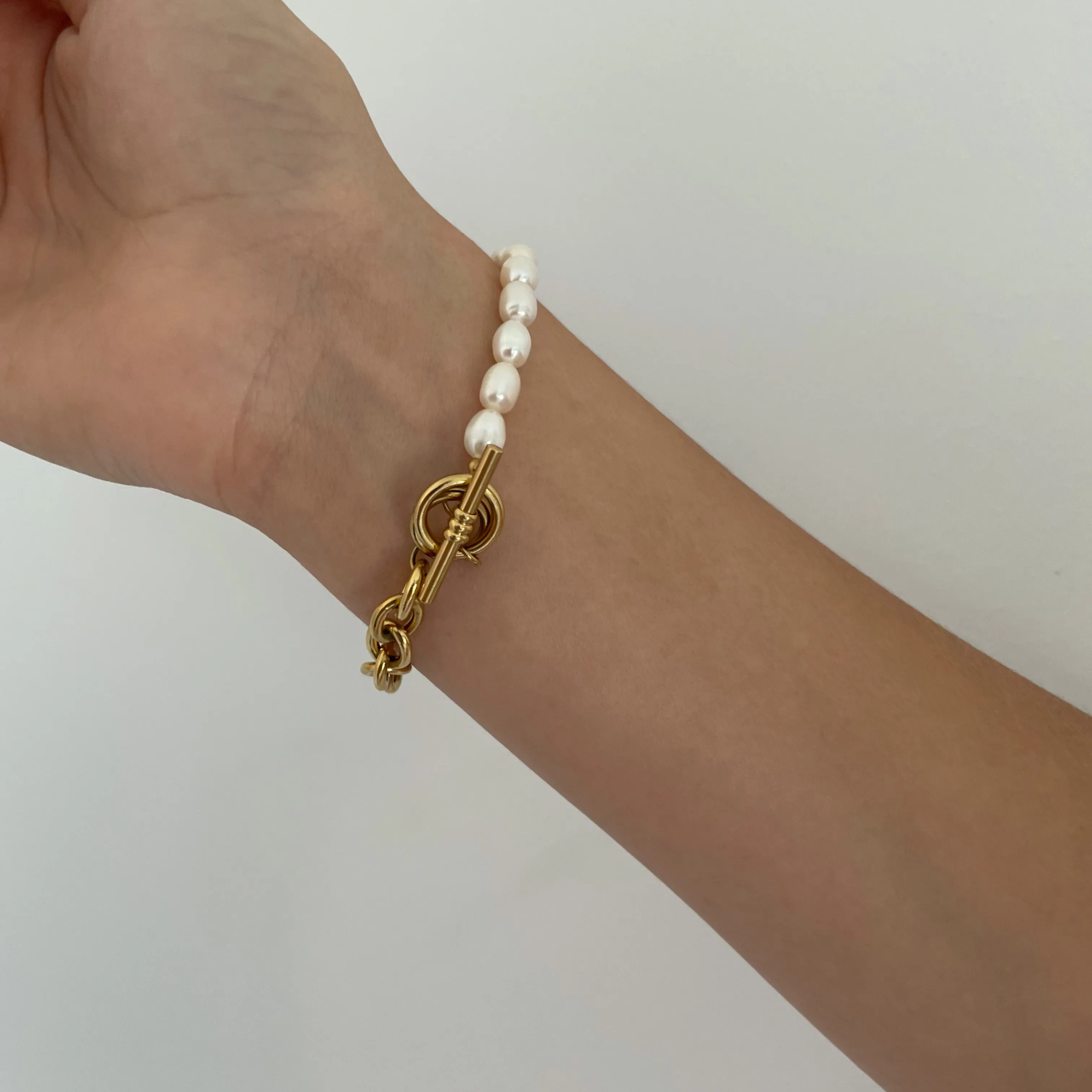 Pearl Chain Bracelet