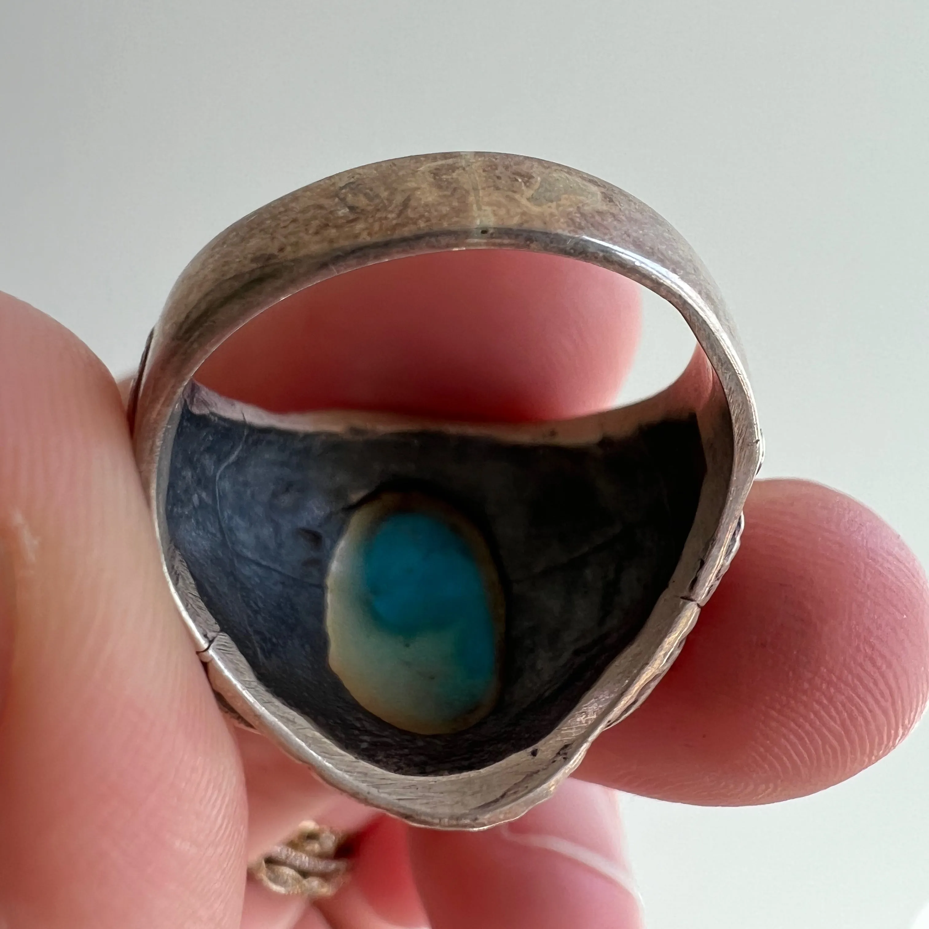 V I N T A G E // dancing dragons / sterling silver and turquoise signet ring / size 8